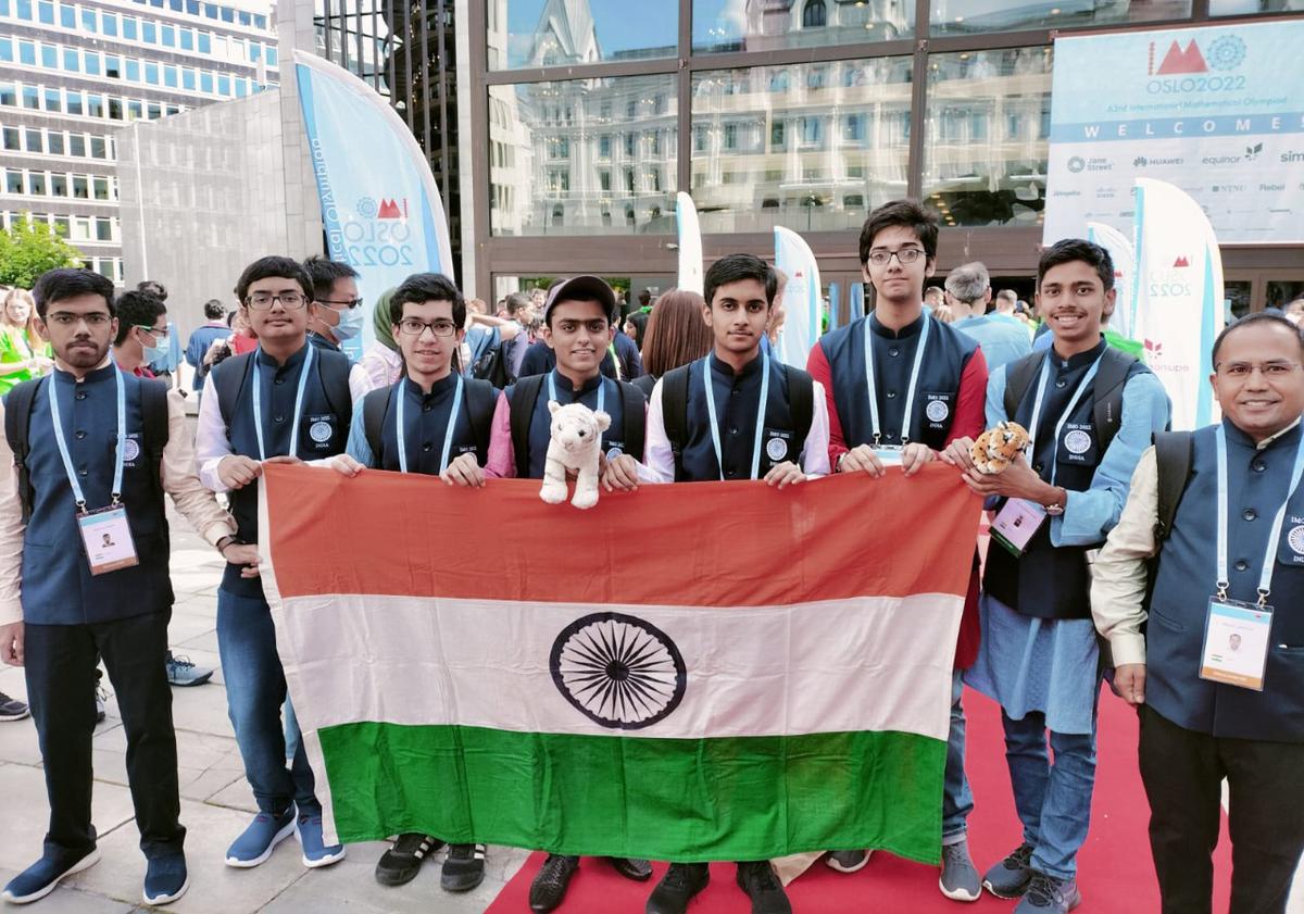 Bengaluru Prodigy Wins Gold At International Math Olympiad 87 Bengaluru students win laurels at Maths Olympiad - The Hindu
